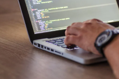 Understanding Asynchronous JavaScript: Callbacks, Promises, and Async/Await